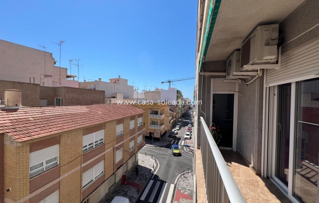 Wiederverkauf - Wohnung - Torrevieja - Estacion Autobuses