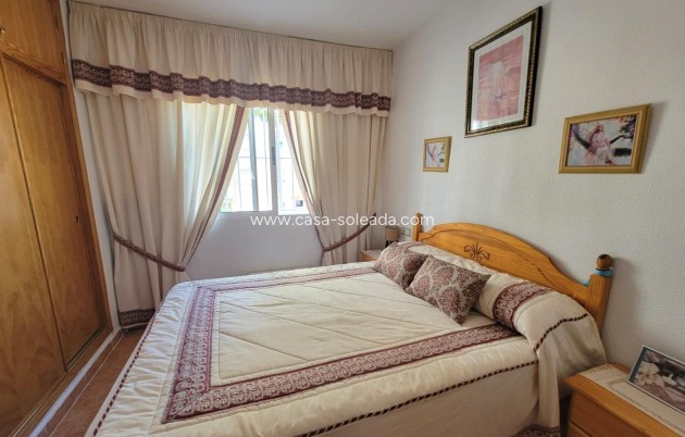 Resale - Apartment / flat - Torrevieja - Nueva Torrevieja