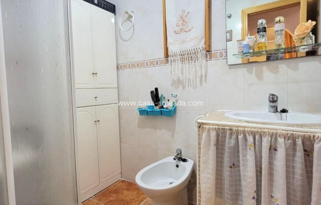 Resale - Apartment / flat - Torrevieja - Nueva Torrevieja
