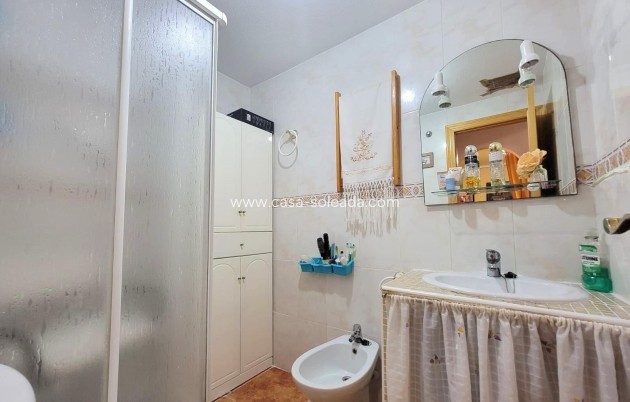 Resale - Apartment / flat - Torrevieja - Nueva Torrevieja