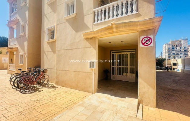 Herverkoop - Appartement / flat - Torrevieja - Nueva Torrevieja
