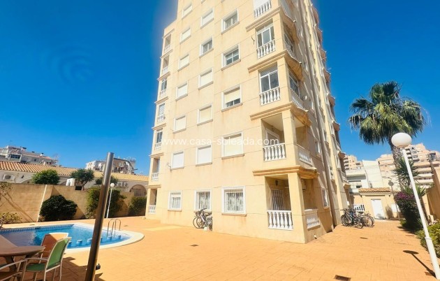 Herverkoop - Appartement / flat - Torrevieja - Nueva Torrevieja