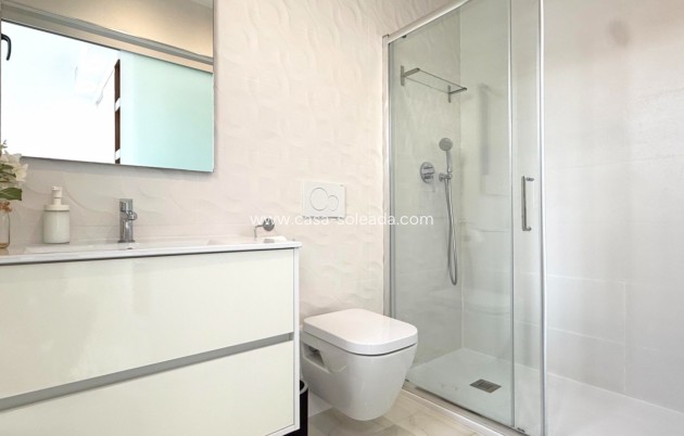 Wiederverkauf - Villa - Orihuela Costa - Lomas de Cabo Roig