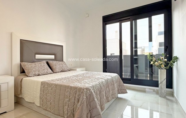 Wiederverkauf - Villa - Orihuela Costa - Costa Blanca