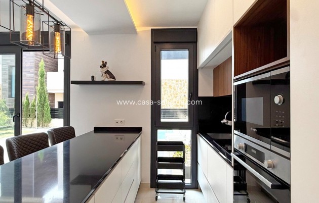 Wiederverkauf - Villa - Orihuela Costa - Costa Blanca