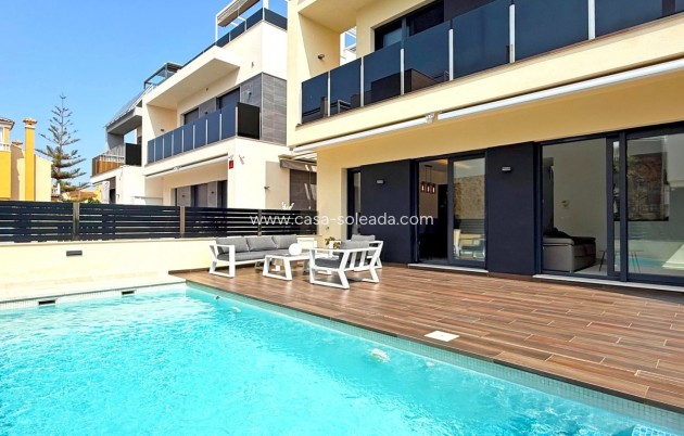 Wiederverkauf - Villa - Orihuela Costa - Costa Blanca