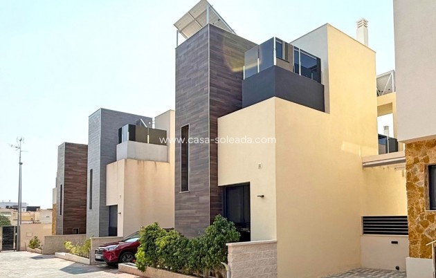Wiederverkauf - Villa - Orihuela Costa - Costa Blanca