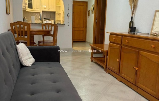 Reventa - Apartamento / piso - Torrevieja - Playa De Los Naufragos