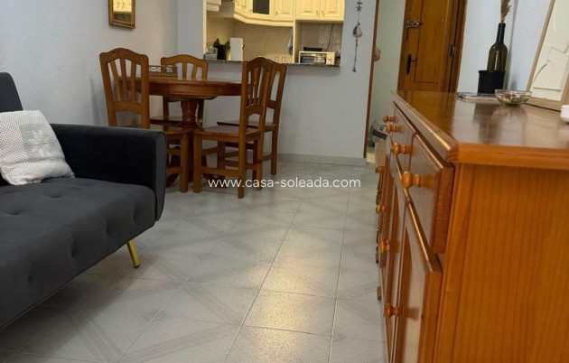 Reventa - Apartamento / piso - Torrevieja - Playa De Los Naufragos