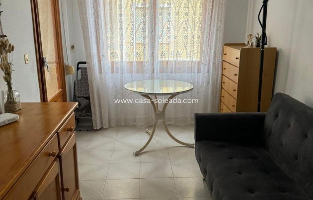 Reventa - Apartamento / piso - Torrevieja - Playa De Los Naufragos