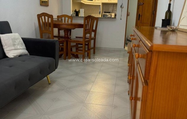 Reventa - Apartamento / piso - Torrevieja - Playa De Los Naufragos