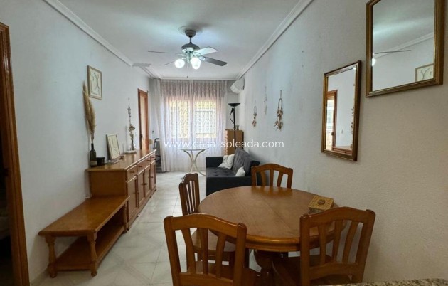 Reventa - Apartamento / piso - Torrevieja - Playa De Los Naufragos