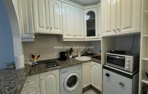 Reventa - Apartamento / piso - Torrevieja - Playa De Los Naufragos