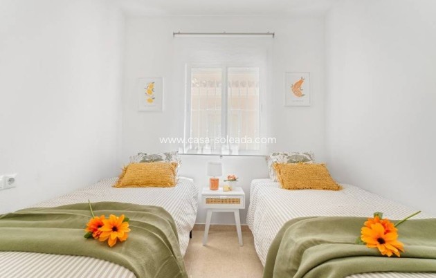 Wiederverkauf - Villa - Orihuela Costa - Las Filipinas