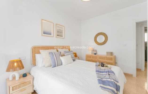 Wiederverkauf - Villa - Orihuela Costa - Las Filipinas