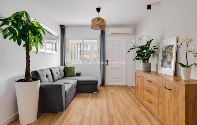 Wiederverkauf - Wohnung - Orihuela - Urbanización Perla del Mar