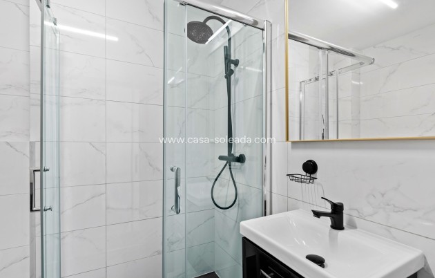 Herverkoop - Appartement / flat - La Zenia