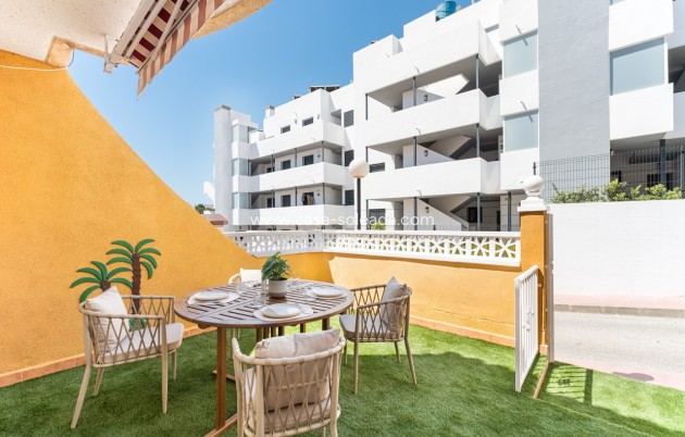 Wiederverkauf - Villa - Orihuela Costa - Las Filipinas