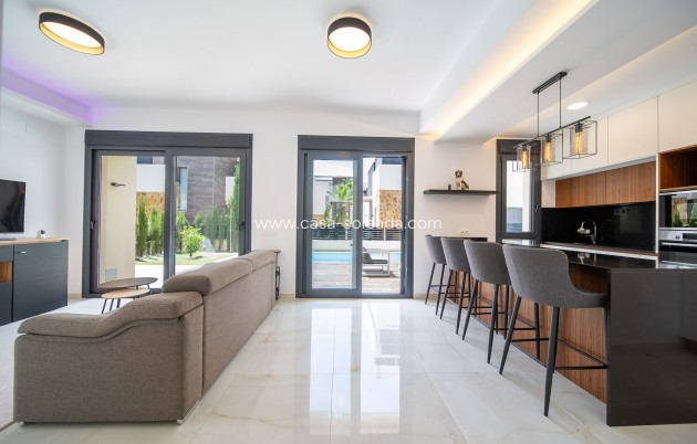 Wiederverkauf - Villa - Orihuela Costa - Lomas de Cabo Roig
