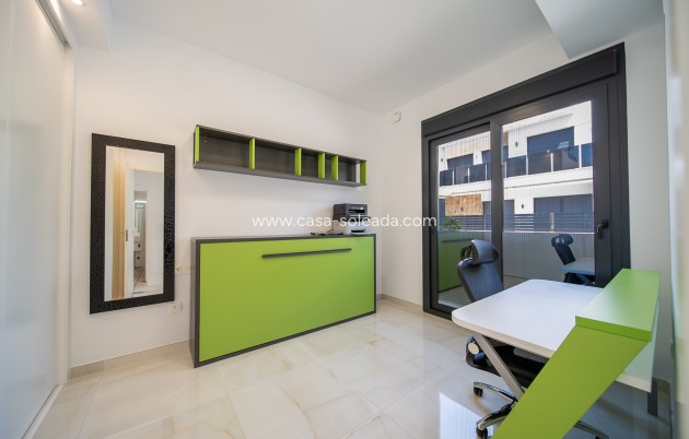 Wiederverkauf - Villa - Orihuela Costa - Lomas de Cabo Roig