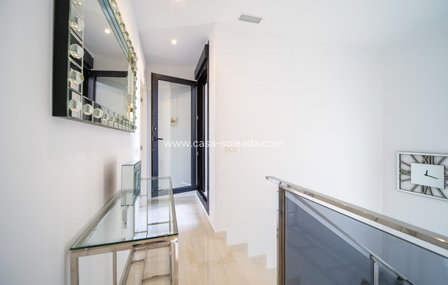 Wiederverkauf - Villa - Orihuela Costa - Lomas de Cabo Roig