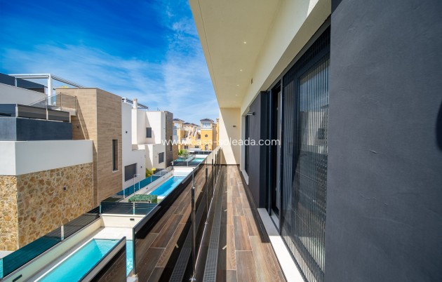 Wiederverkauf - Villa - Orihuela Costa - Lomas de Cabo Roig
