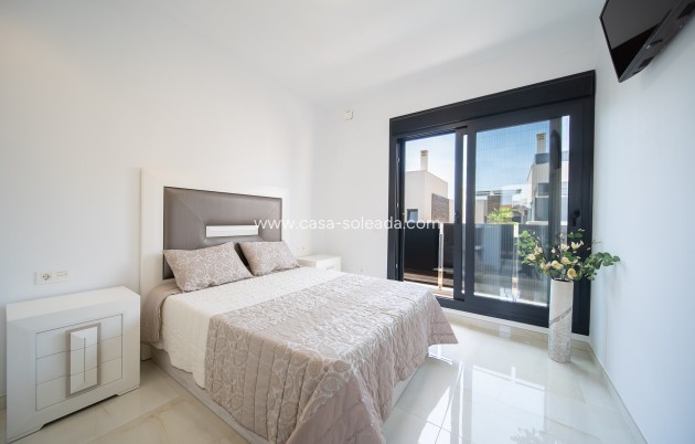 Wiederverkauf - Villa - Orihuela Costa - Lomas de Cabo Roig