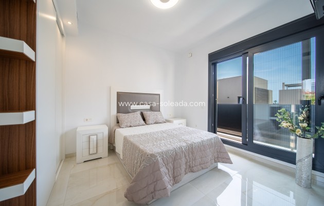 Wiederverkauf - Villa - Orihuela Costa - Lomas de Cabo Roig