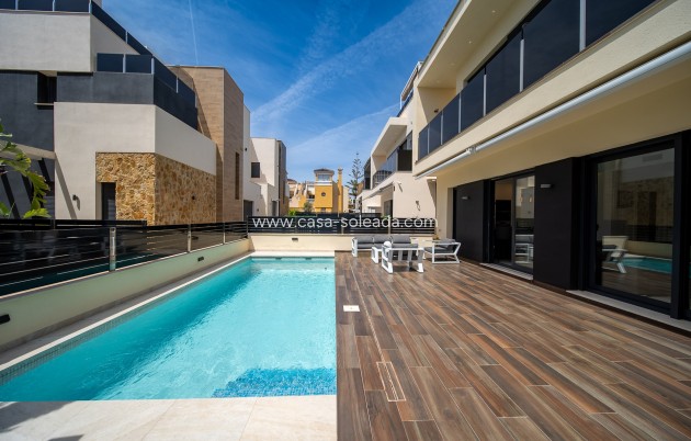Wiederverkauf - Villa - Orihuela Costa - Lomas de Cabo Roig