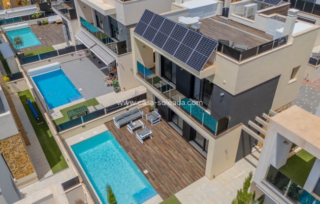 Wiederverkauf - Villa - Orihuela Costa - Lomas de Cabo Roig