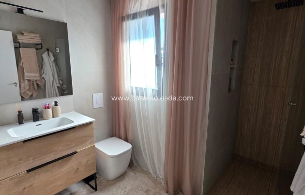 Resale - Villa - Benijofar