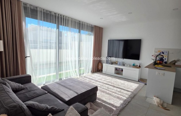 Resale - Villa - Benijofar