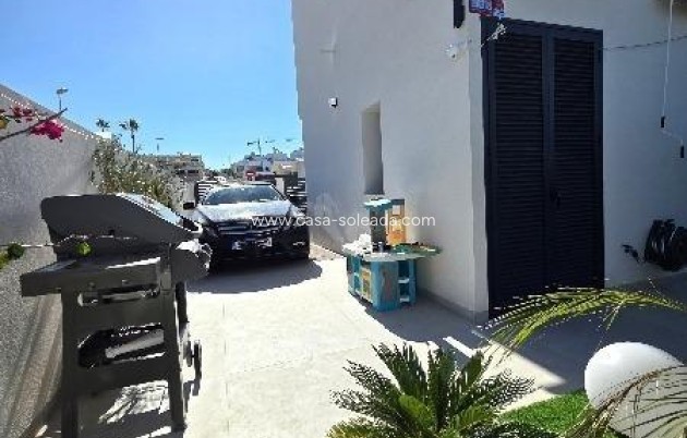 Resale - Villa - Benijofar