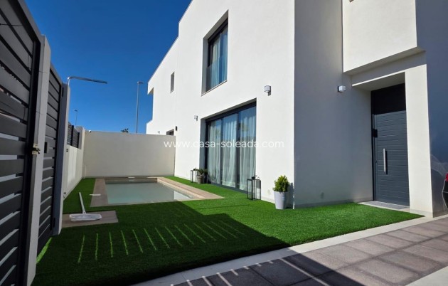 Resale - Villa - Benijofar