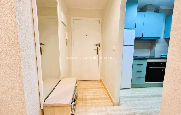 Resale - Apartment / flat - Torrevieja - Playa del Cura