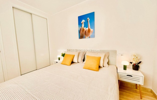 Resale - Apartment / flat - Torrevieja - Playa del Cura