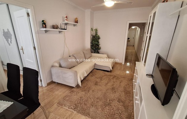 Herverkoop - Appartement / flat - Torrevieja - Estacion Autobuses