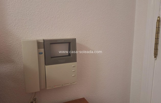 Herverkoop - Appartement / flat - Torrevieja - Estacion Autobuses