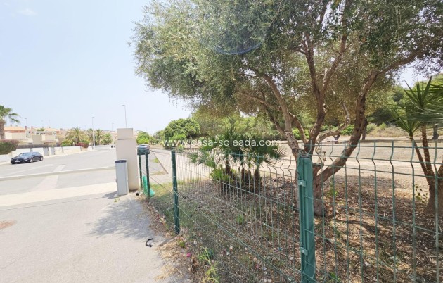 Wiederverkauf - Villa - Orihuela Costa - La Regia