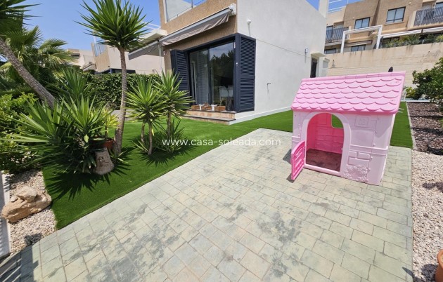 Wiederverkauf - Villa - Orihuela Costa - La Regia