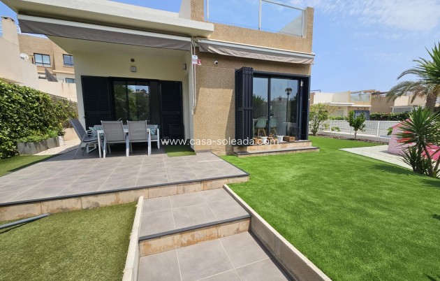 Wiederverkauf - Villa - Orihuela Costa - La Regia