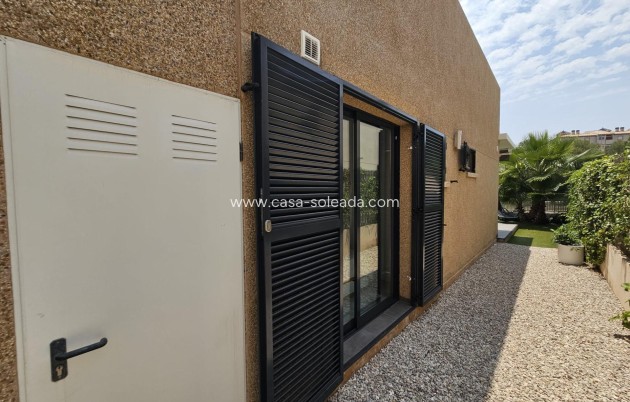 Wiederverkauf - Villa - Orihuela Costa - La Regia