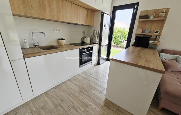 Wiederverkauf - Villa - Orihuela Costa - La Regia