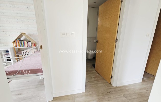 Wiederverkauf - Villa - Orihuela Costa - La Regia