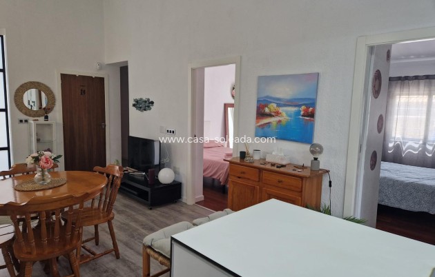 Wiederverkauf - Villa - Orihuela Costa - Punta Prima