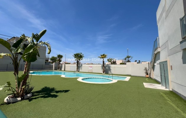 Wiederverkauf - Bungalow - Pilar de la Horadada - Pueblo Latino