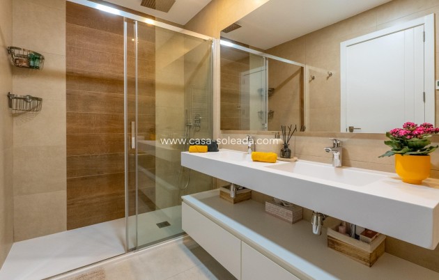 Wiederverkauf - Wohnung - Benidorm - Playa de Poniente