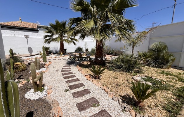 Resale - Country Property/Finca - Alcantarilla