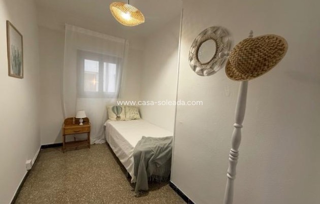 Wiederverkauf - Wohnung - Torrevieja - Center