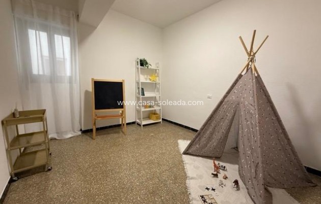 Wiederverkauf - Wohnung - Torrevieja - Center